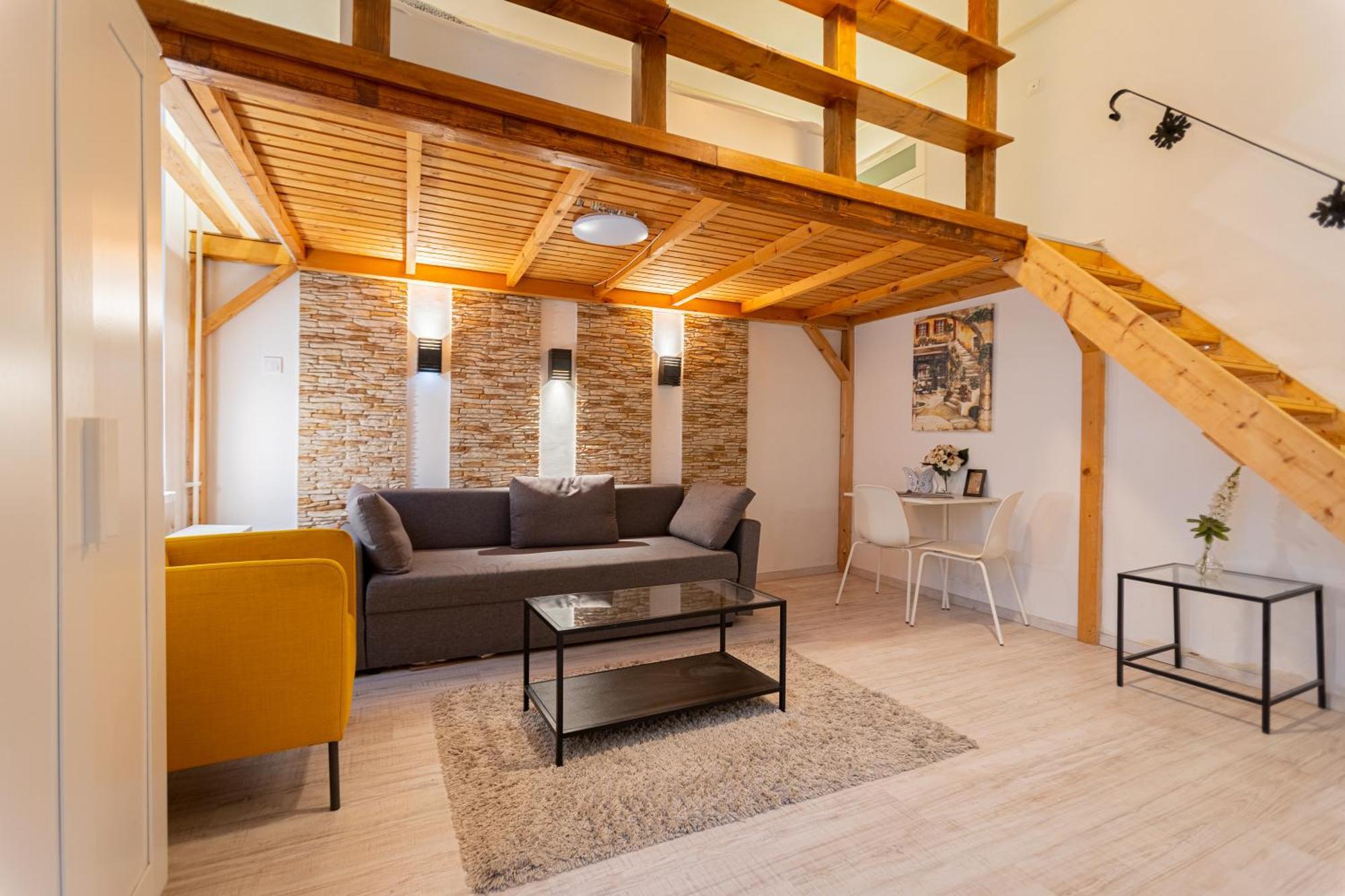 Cosy Flat With Balcony Apartamento Budapeste Exterior foto