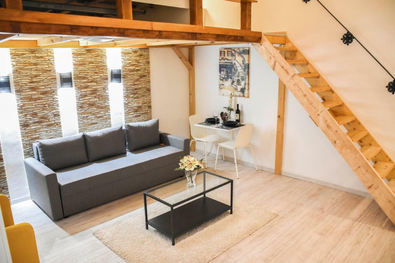 Cosy Flat With Balcony Apartamento Budapeste Exterior foto